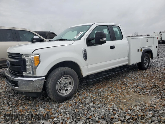 2017 Ford F-250 XL z VIN 1FD7X2A66HEE51243, wystawiony jako Copart lot #41967755 z przebiegiem 194 364 mil mil oraz Szkoda całkowita • Salvage title. Historia ofert i sprzedaży dostępna na DreamBid. Obrazek 1.