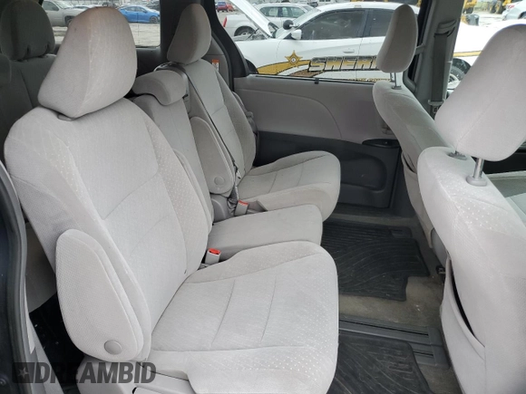 2018 Toyota Sienna LE Auto Access Seat with VIN 5TDKZ3DCXJS916879, listed as a Copart auction lot 44722805 with 79,076 mi miles and Salvage Title. Bid and sale history available at carsss.com. Image 11.