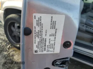 2000 GMC Denali z VIN 1GKEK13R9YR105616, wystawiony jako Copart lot #84221164 z przebiegiem 201 378 mil mil oraz Tytuł czysty. Historia ofert i sprzedaży dostępna na DreamBid. Obrazek 13.