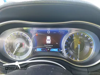 2019 Chrysler 300 Limited with VIN 2C3CCAEG6KH698021, listed as a IAAI auction lot 41780227 with 127,714 mi miles and . Bid and sale history available at DreamBid. Image 7.