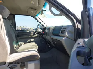 2002 Ford Super Duty F-250 XL with VIN 1FTNX21F52EA94446, listed as a IAAI auction lot 42078310 with 197,605 mi miles. Bid and sale history available at carsss.com. Image 5.