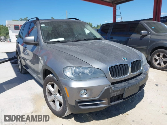 2008 BMW X5 3.0si with VIN 5UXFE43508L027721, listed as a IAAI auction lot 41893916 with 111,634 mi miles. Bid and sale history available at carsss.com. Image 1.