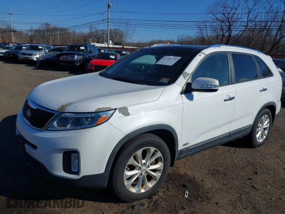 2014 Kia Sorento EX with VIN 5XYKUDA73EG481900, listed as a IAAI auction lot 41709755 with 170,551 mi miles. Bid and sale history available at carsss.com. Image 6.