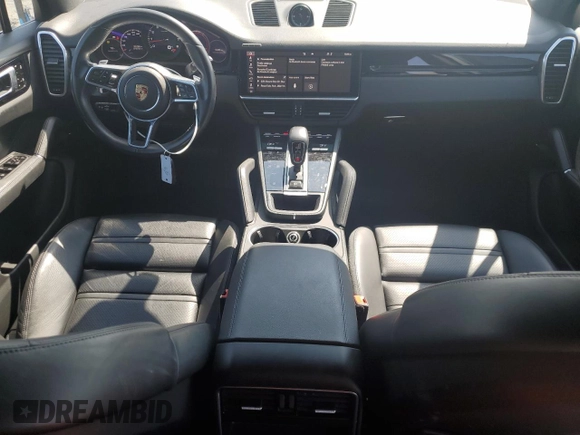 2021 Porsche Cayenne z VIN WP1AA2AY0MDA00689, wystawiony jako Copart lot #54452105 z przebiegiem 35 799 mil mil oraz Szkoda całkowita • Salvage title. Historia ofert i sprzedaży dostępna na DreamBid. Obrazek 8.