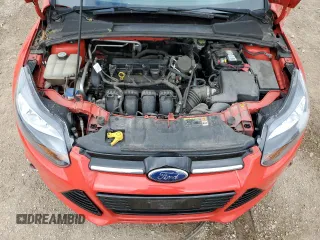 2012 Ford Focus SE z VIN 1FAHP3K21CL174053, wystawiony jako Copart lot #55752685 z przebiegiem 105 154 mil mil oraz Szkoda całkowita • Salvage title. Historia ofert i sprzedaży dostępna na DreamBid. Obrazek 11.