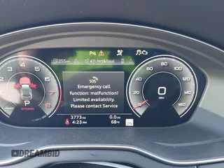 2024 Audi Q5 S line Prestige z VIN WA1FAAFY5R2134976, wystawiony jako IAAI lot #42058820 z przebiegiem 3 773 mil mil oraz . Historia ofert i sprzedaży dostępna na DreamBid. Obrazek 7.