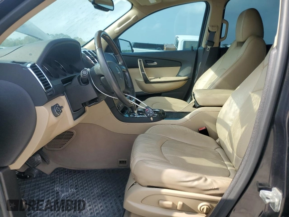 2012 GMC Acadia Denali z VIN 1GKKVTED7CJ264147, wystawiony jako Copart lot #51381255 z przebiegiem 113 242 mil mil oraz Czysty tytuł • Clean title. Historia ofert i sprzedaży dostępna na DreamBid. Obrazek 7.