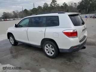 2011 Toyota Highlander with VIN 5TDBK3EH4BS091082, listed as a Copart auction lot 46053535 with 206,201 mi miles and Salvage Title. Bid and sale history available at carsss.com. Image 2.