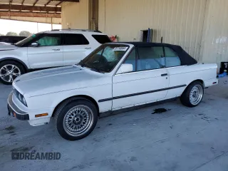 1990 BMW 3 Series z VIN WBABB2317LEC22917, wystawiony jako Copart lot #85798864 z przebiegiem 123 550 mil mil oraz Czysty tytuł • Clean title. Historia ofert i sprzedaży dostępna na DreamBid. Obrazek 1.
