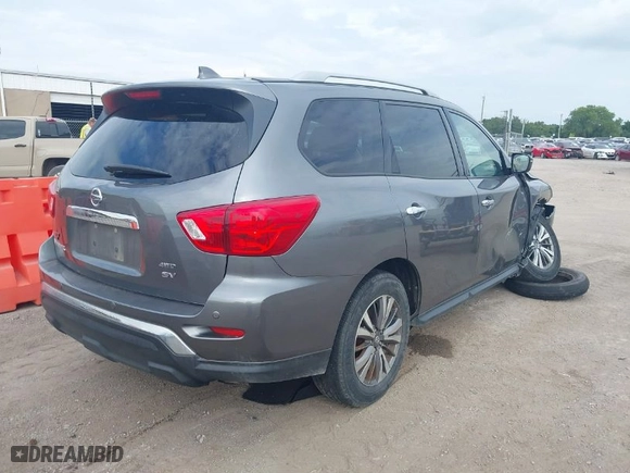 2020 Nissan Pathfinder SV with VIN 5N1DR2BM1LC597564, listed as a IAAI auction lot 40242394 with 157,913 mi miles. Bid and sale history available at carsss.com. Image 4.