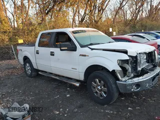 2013 Ford F-150 XL with VIN 1FTFW1ET8DFB46800, listed as a IAAI auction lot 37976110 with 152,173 mi miles. Bid and sale history available at carsss.com. Image 1.