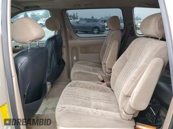 2001 Toyota Sienna LE with VIN 4T3ZF13C01U333507, listed as a Copart auction lot 86604984 with 192,377 mi miles and Salvage Title. Bid and sale history available at DreamBid. Image 11.