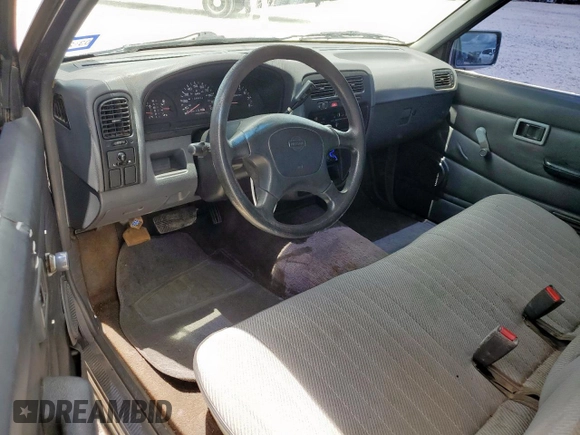 1995 Nissan Frontier с VIN 1N6SD11S5SC320447, выставлен на аукционе Copart как лот 62555935 с пробегом 108 604 миль миль и Списание • Salvage title. История ставок и продаж доступна на DreamBid. Изображение 8.