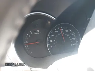 2014 Kia Sorento LX с VIN 5XYKT3A62EG455941, выставлен на аукционе IAAI как лот 42138589 с пробегом Не указан миль и . История ставок и продаж доступна на DreamBid. Изображение 7.