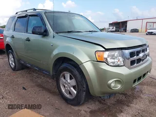 2008 Ford Escape XLT с VIN 1FMCU03188KD30812, выставлен на аукционе IAAI как лот 42141587 с пробегом 194 130 миль миль и . История ставок и продаж доступна на DreamBid. Изображение 1.