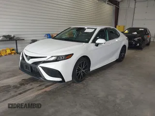 2022 Toyota Camry SE with VIN 4T1G11AK1NU694842, listed as a IAAI auction lot 42236424 with 52,335 mi miles and . Bid and sale history available at DreamBid. Image 17.