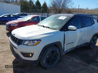 2019 Jeep Compass Latitude with VIN 3C4NJCBB9KT623674, listed as a IAAI auction lot 41455725 with 119,392 mi miles and . Bid and sale history available at DreamBid. Image 17.