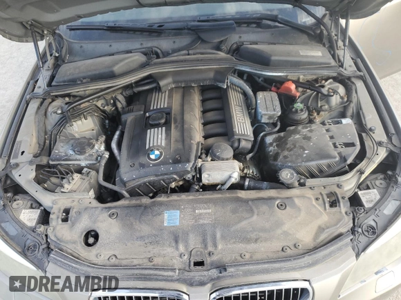 2010 BMW 5 Series 528i xDrive with VIN WBANV1C54AC389081, listed as a Copart auction lot 48349415 with 158,689 mi miles and Salvage Title. Bid and sale history available at carsss.com. Image 11.