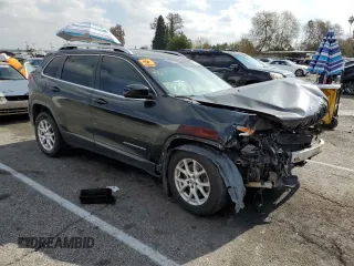 2016 Jeep Cherokee Latitude with VIN 1C4PJLCB1GW363800, listed as a Copart auction lot 50510675 with 157,806 mi miles and Clean Title. Bid and sale history available at carsss.com. Image 4.