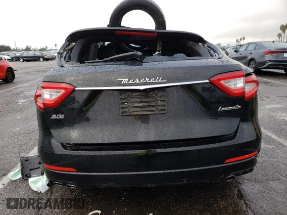 2020 Maserati Levante S z VIN ZN661YUA6LX344595, wystawiony jako Copart lot #82398973 z przebiegiem 71 764 mil mil oraz . Historia ofert i sprzedaży dostępna na DreamBid. Obrazek 6.
