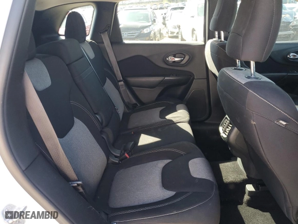 2014 Jeep Cherokee Latitude with VIN 1C4PJLCS4EW144018, listed as a Copart auction lot 50647315 with 195,943 mi miles and Salvage Title. Bid and sale history available at carsss.com. Image 11.