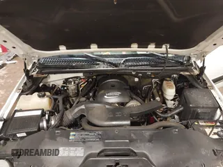 2005 Chevrolet Suburban LT z VIN 1GNFK16Z85R181312, wystawiony jako IAAI lot #41013350 z przebiegiem 270 753 mil mil oraz . Historia ofert i sprzedaży dostępna na DreamBid. Obrazek 10.