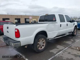 2008 Ford Super Duty F-250 SRW XL with VIN 1FTSW21598EC71246, listed as a IAAI auction lot 41713231 with 245,179 mi miles. Bid and sale history available at carsss.com. Image 4.