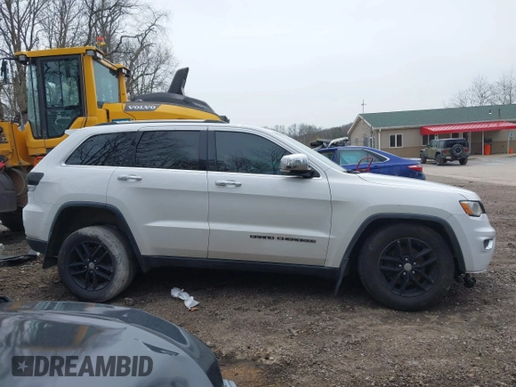 2018 Jeep Grand Cherokee Limited with VIN 1C4RJFBG0JC144620, listed as a IAAI auction lot 42018572 with 124,874 mi miles and . Bid and sale history available at DreamBid. Image 14.