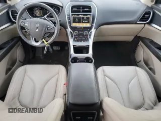 2018 Lincoln MKX Premiere with VIN 2LMPJ6JR1JBL50118, listed as a Copart auction lot 88996845 with 57,043 mi miles and Salvage Title. Bid and sale history available at carsss.com. Image 8.