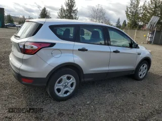 2017 Ford Escape S z VIN 1FMCU0F7XHUD20786, wystawiony jako Copart lot #49641925 z przebiegiem 31 083 mil mil oraz Szkoda całkowita • Salvage title. Historia ofert i sprzedaży dostępna na DreamBid. Obrazek 3.