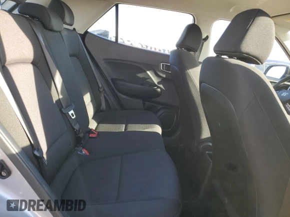 2024 Hyundai Venue SE with VIN KMHRB8A35RU311398, listed as a Copart auction lot 78067294 with 25,881 mi miles and Clean Title. Bid and sale history available at DreamBid. Image 10.