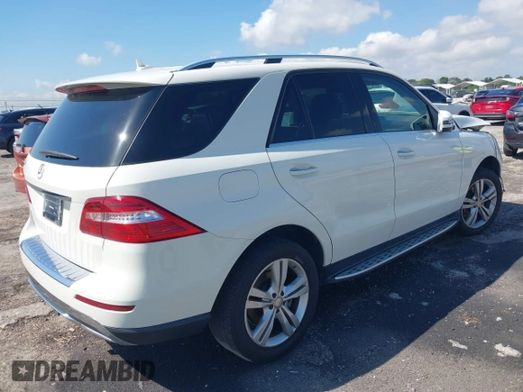 2013 Mercedes-Benz M 350 with VIN 4JGDA5JB0DA137429, listed as a IAAI auction lot 41936114 with 120,106 mi miles and . Bid and sale history available at DreamBid. Image 4.