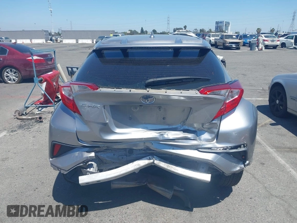 2018 Toyota C-HR XLE z VIN NMTKHMBX2JR057798, wystawiony jako IAAI lot #42327724 z przebiegiem 115 715 mil mil oraz . Historia ofert i sprzedaży dostępna na DreamBid. Obrazek 15.