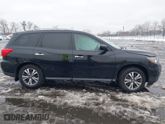 2020 Nissan Pathfinder SV with VIN 5N1DR2BM1LC638002, listed as a IAAI auction lot 41556190 with 121,386 mi miles. Bid and sale history available at carsss.com. Image 13.