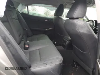 2018 Lexus IS 300 z VIN JTHC81D23J5031673, wystawiony jako Copart lot #48683295 z przebiegiem 51 985 mil mil oraz Szkoda całkowita • Salvage title. Historia ofert i sprzedaży dostępna na DreamBid. Obrazek 10.