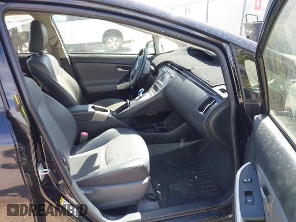 2013 Toyota Prius One with VIN JTDKN3DU9D1682269, listed as a IAAI auction lot 42100973 with 126,058 mi miles. Bid and sale history available at carsss.com. Image 5.