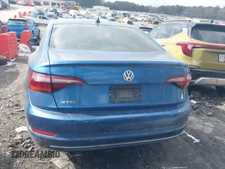 2019 Volkswagen Jetta SEL with VIN 3VWE57BU6KM069319, listed as a IAAI auction lot 41401740 with 133,371 mi miles and . Bid and sale history available at DreamBid. Image 16.