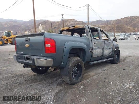 2008 Chevrolet Silverado 1500 LTZ with VIN 3GCEK13M28G115260, listed as a IAAI auction lot 41471194 with 169,364 mi miles. Bid and sale history available at carsss.com. Image 4.