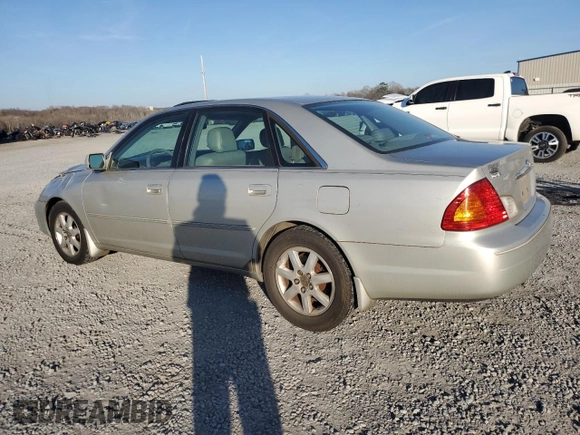 2001 Toyota Avalon XL w/Bucket Seats with VIN 4T1BF28B21U148374, listed as a Copart auction lot 44053655 with 193,490 mi miles and Salvage Title. Bid and sale history available at carsss.com. Image 2.