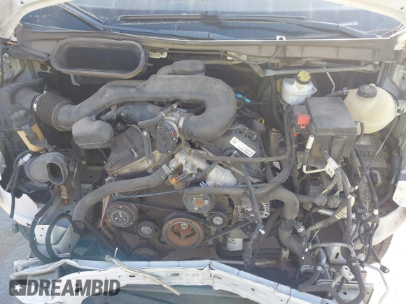 2018 Ford Transit with VIN 1FTYR1CM3JKB05523, listed as a IAAI auction lot 41918124 with 207,984 mi miles and . Bid and sale history available at DreamBid. Image 10.