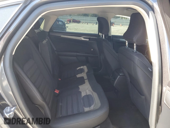 2018 Ford Fusion SE with VIN 3FA6P0HD1JR252599, listed as a Copart auction lot 45666525 with 61,405 mi miles and Salvage Title. Bid and sale history available at DreamBid. Image 10.