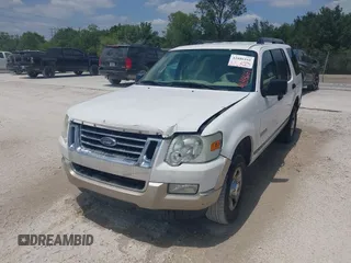 2006 Ford Explorer XLS with VIN 1FMEU62E26UA24271, listed as a IAAI auction lot 41886161 with 107,213 mi miles. Bid and sale history available at carsss.com. Image 2.