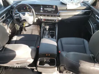 2023 Kia Telluride S with VIN 5XYP6DGC7PG346152, listed as a Copart auction lot 47249235 with 27,096 mi miles and Salvage Title. Bid and sale history available at DreamBid. Image 8.