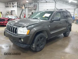 2005 Jeep Grand Cherokee Limited with VIN 1J4HR58255C730532, listed as a IAAI auction lot 42208928 with 170,071 mi miles and . Bid and sale history available at DreamBid. Image 17.
