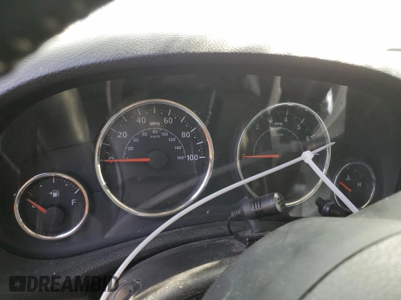 2015 Jeep Wrangler Unlimited Rubicon Hard Rock z VIN 1C4HJWFG5FL706170, wystawiony jako Copart lot #55442965 z przebiegiem Nie podano mil oraz Czysty tytuł • Clean title. Historia ofert i sprzedaży dostępna na DreamBid. Obrazek 9.