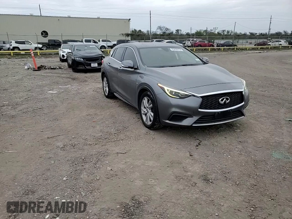2018 Infiniti QX30 Premium z VIN SJKCH5CP6JA060448, wystawiony jako Copart lot #83436754 z przebiegiem 97 684 mil mil oraz Szkoda całkowita • Salvage title. Historia ofert i sprzedaży dostępna na DreamBid. Obrazek 11.