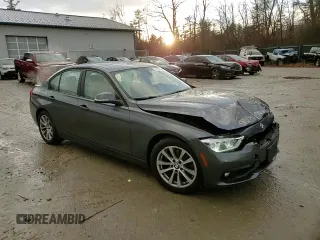 2018 BMW 3 Series 320i xDrive with VIN WBA8E5G52JNU46686, listed as a Copart auction lot 81999984 with 121,394 mi miles and Salvage Title. Bid and sale history available at carsss.com. Image 13.