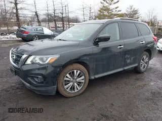 2019 Nissan Pathfinder SV z VIN 5N1DR2MM6KC578343, wystawiony jako IAAI lot #41560234 z przebiegiem 89 640 mil mil oraz . Historia ofert i sprzedaży dostępna na DreamBid. Obrazek 2.