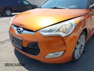 2012 Hyundai Veloster w/Gray Int with VIN KMHTC6ADXCU037879, listed as a IAAI auction lot 42093850 with 189,991 mi miles and . Bid and sale history available at DreamBid. Image 12.