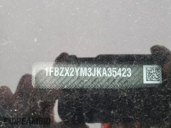 2018 Ford Transit Passenger XL z VIN 1FBZX2YM3JKA35423, wystawiony jako Copart lot #80974234 z przebiegiem Nie podano mil oraz Szkoda całkowita • Salvage title. Historia ofert i sprzedaży dostępna na DreamBid. Obrazek 13.